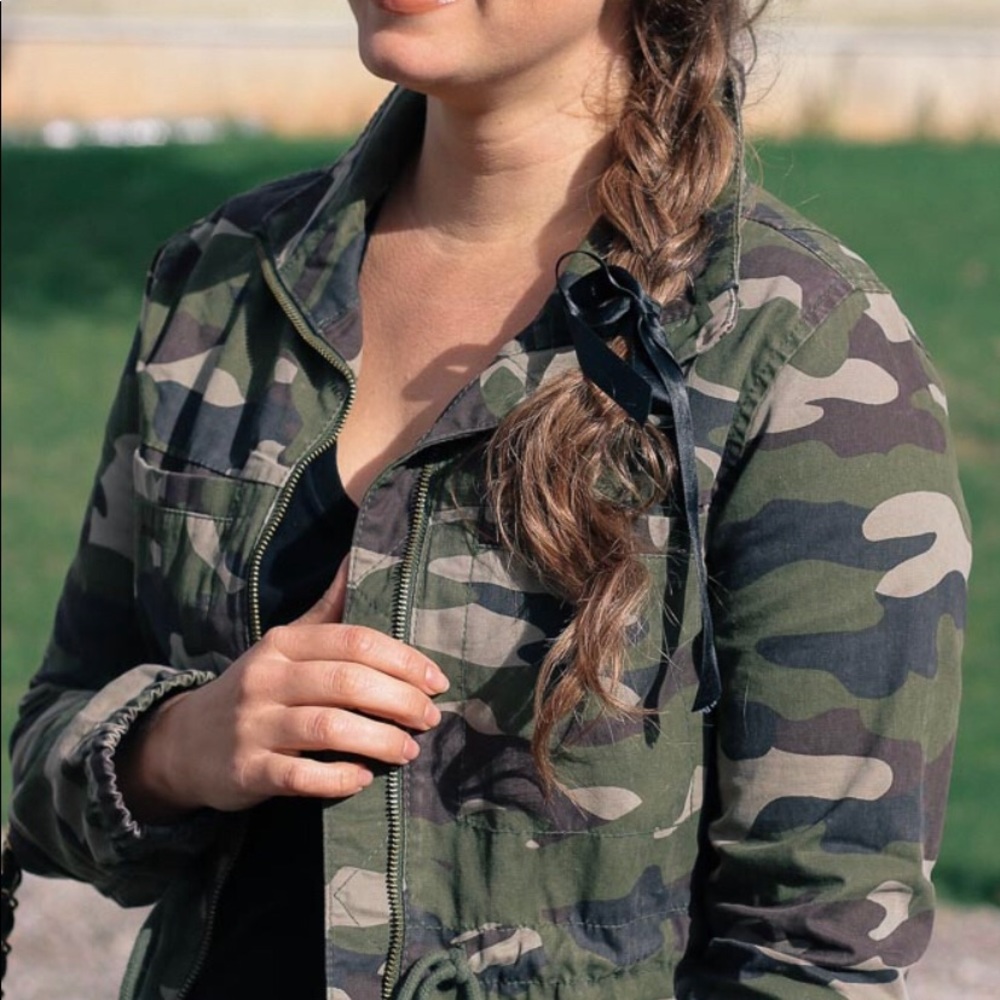 Old navy camouflage utility light jacket nwt